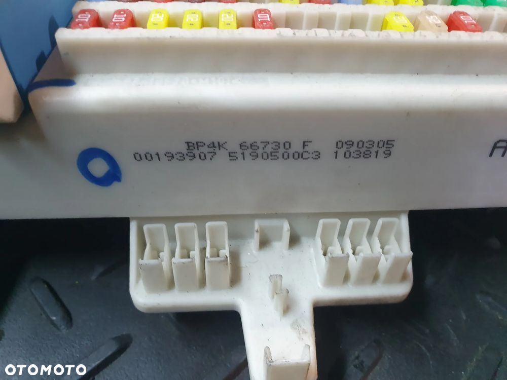 SKRZYNKA BEZPIECZNIKÓW MODUŁ BSI MAZDA 3 BK BP4K66730F + WTYCZKI INSTALACJA - 2