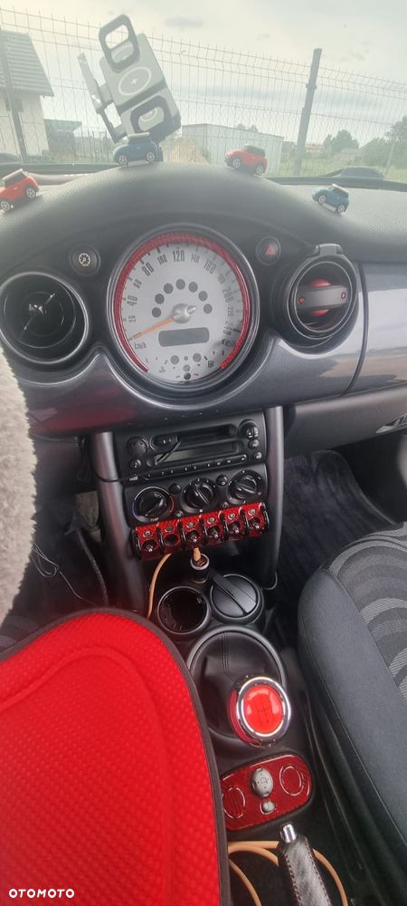 MINI ONE Standard - 13