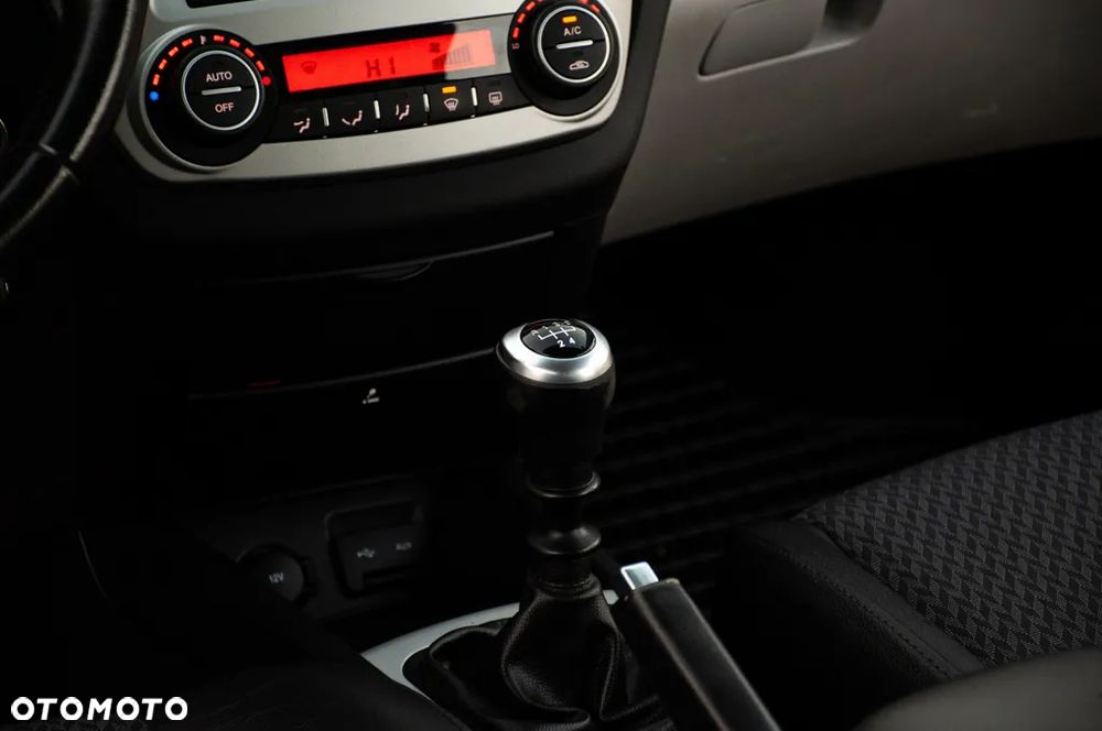 Kia Ceed 1.4 CVVT LX - 35