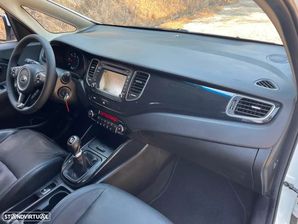 Kia Carens 1.7 CRDi ISG TX - 36