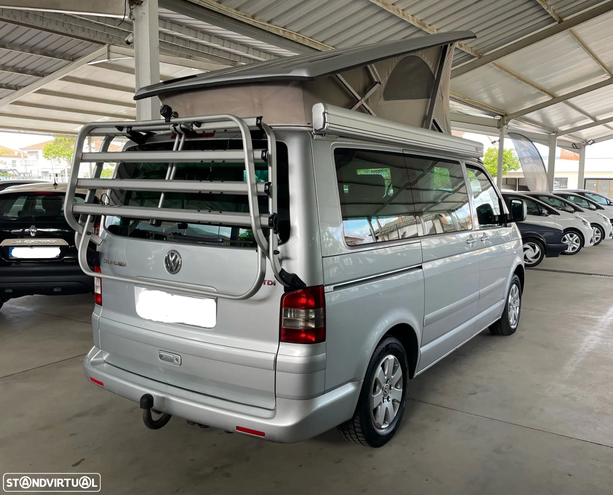 VW California T5 2.5 TDI Cx. Automática - Autocaravana - 4