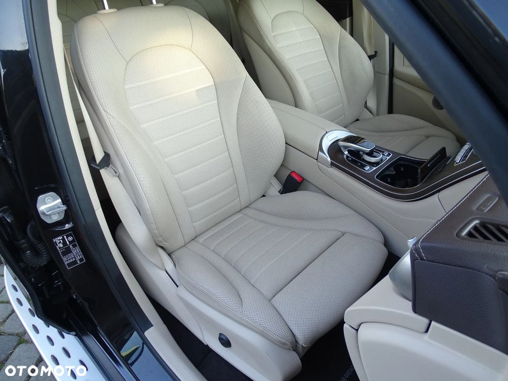 Mercedes-Benz GLC 220 d 4Matic 9G-TRONIC Exclusive - 11