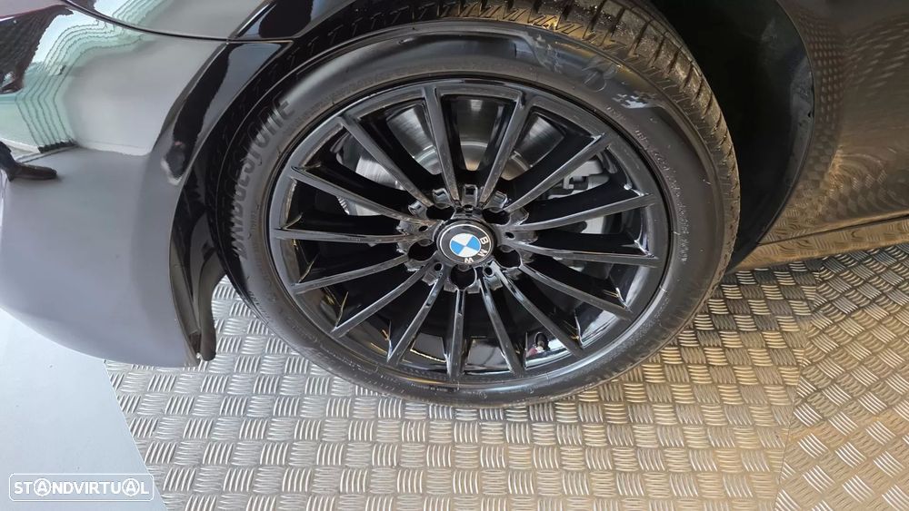 BMW 520 d Line Modern Auto - 30