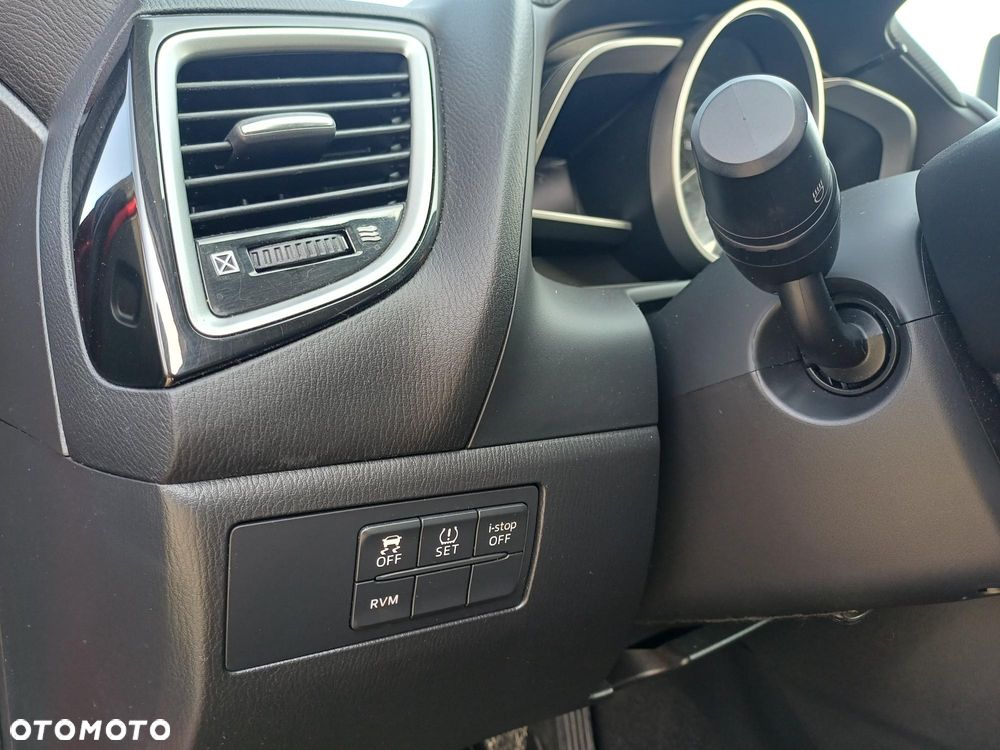 Mazda 3 SKYACTIV-G 120 NAKAMA - 24