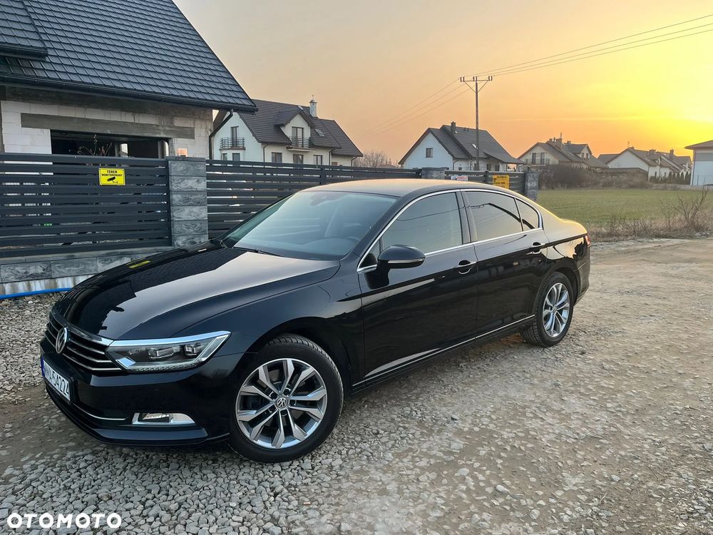 Volkswagen Passat - 16