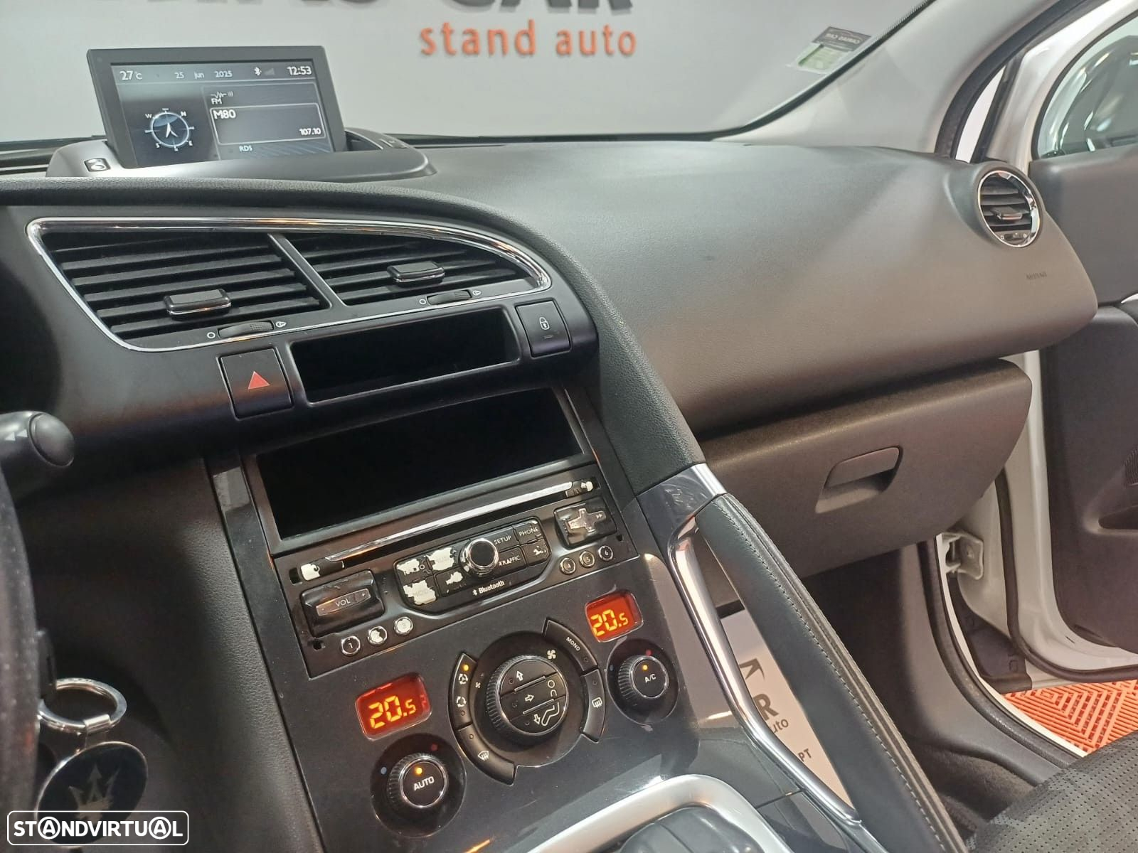 Peugeot 3008 2.0 HDi Hybrid4 - 18