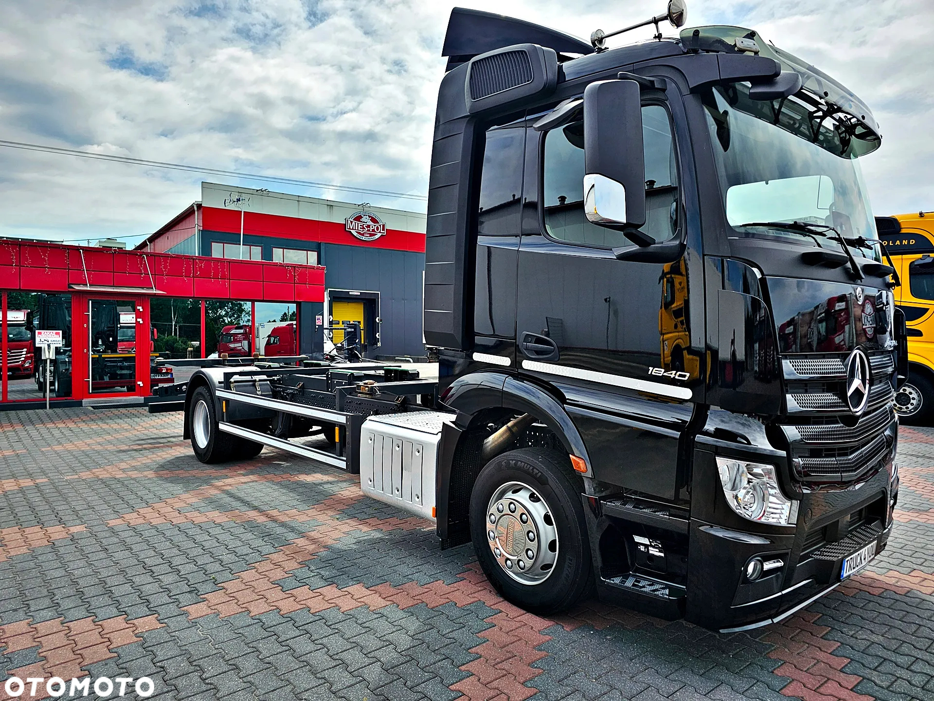 Mercedes-Benz Actros 1840 / 86 000 km / 6 osobowy / Brygadówka / Do zabudowy / BDF - 6