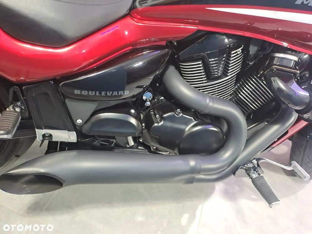 Suzuki Boulevard - 23