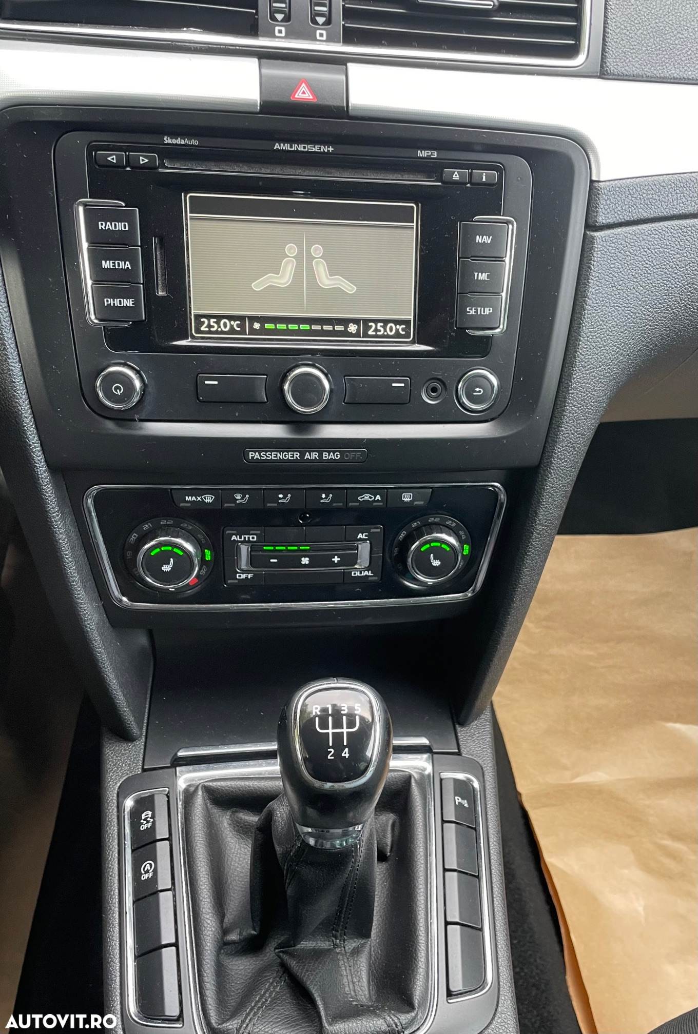 Skoda Superb 1.6 TDI GreenLine - 8