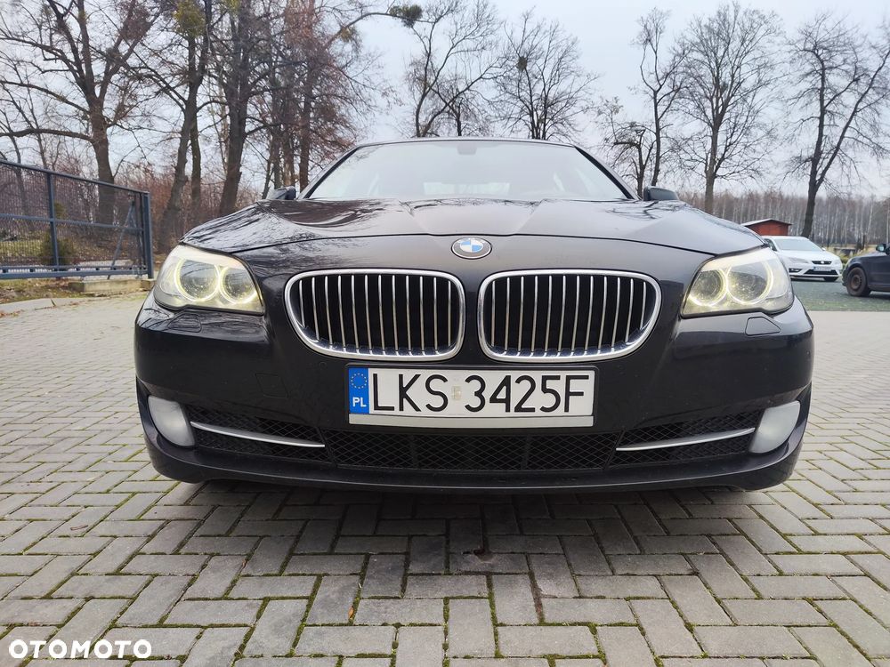 BMW Seria 5 525d xDrive Sport-Aut Luxury Line - 15