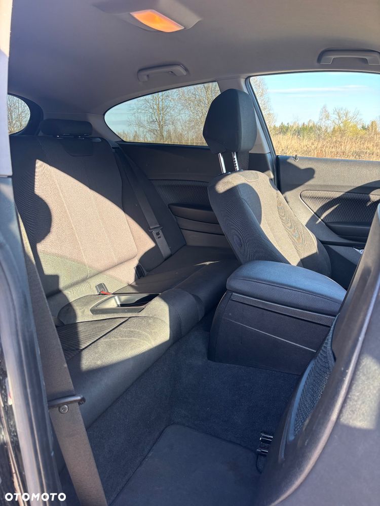 BMW Seria 1 118i - 16