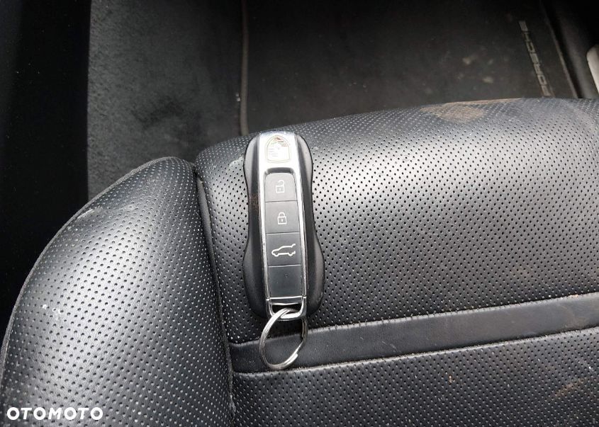 Porsche Cayenne Tiptronic S - 18