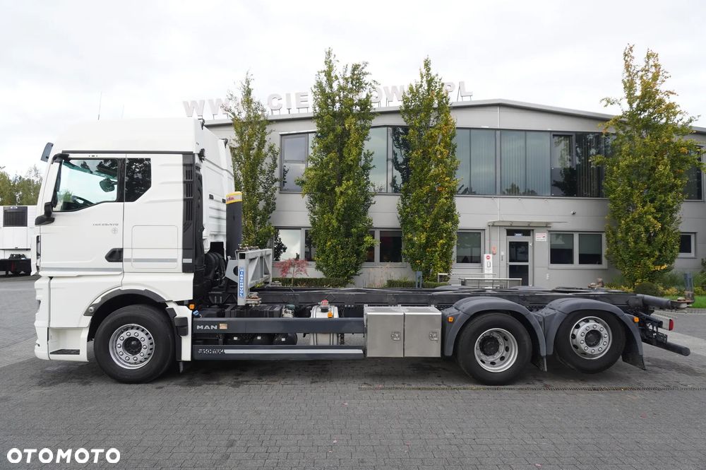 MAN TGX 26.470 6x2 COINTAINERKIPPER HYVA HIRMSCHLING / 200 tys. km! - 7