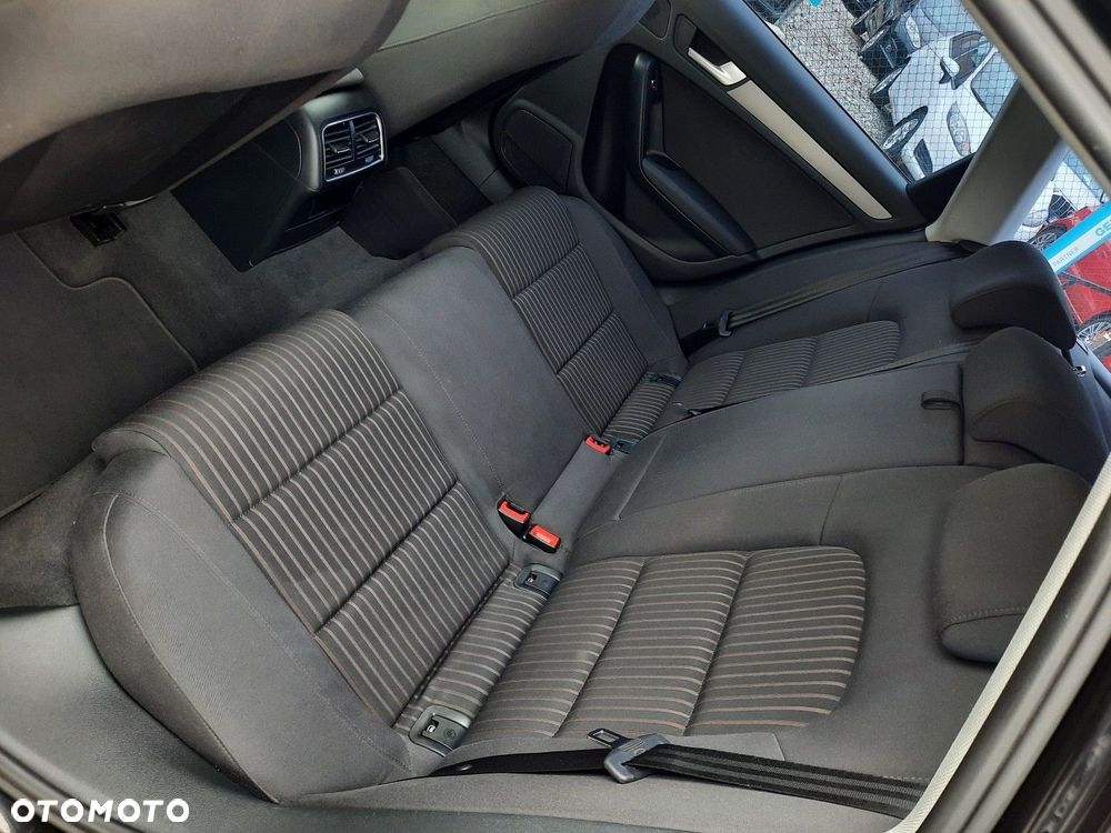 Audi A4 Avant 2.0 TDI ultra DPF Ambition - 17