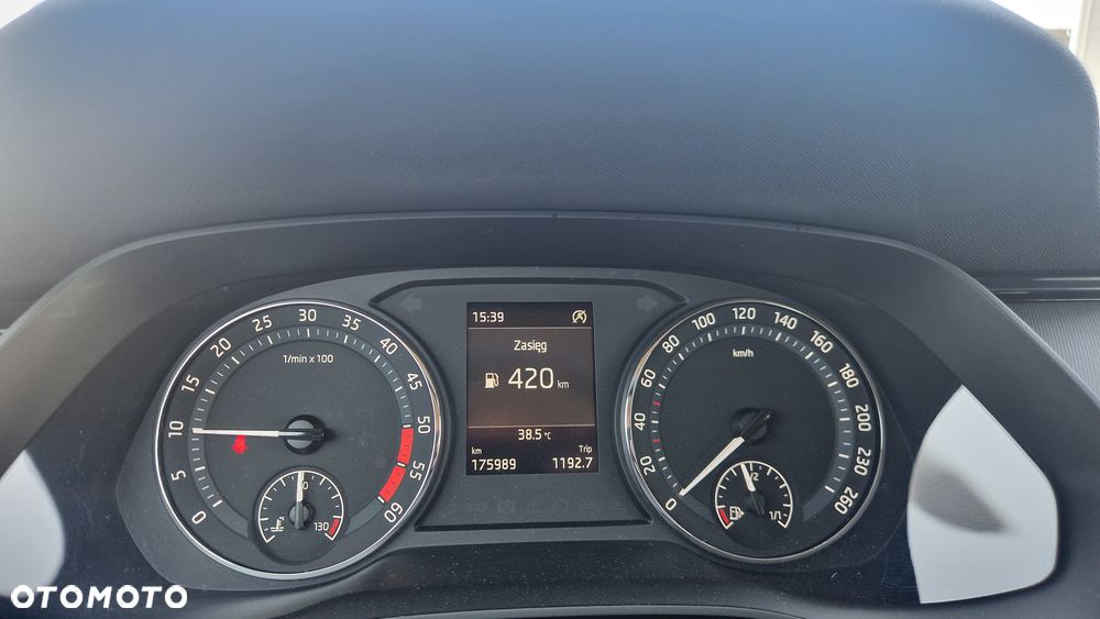 Skoda Octavia 2.0 TDI Ambition - 11
