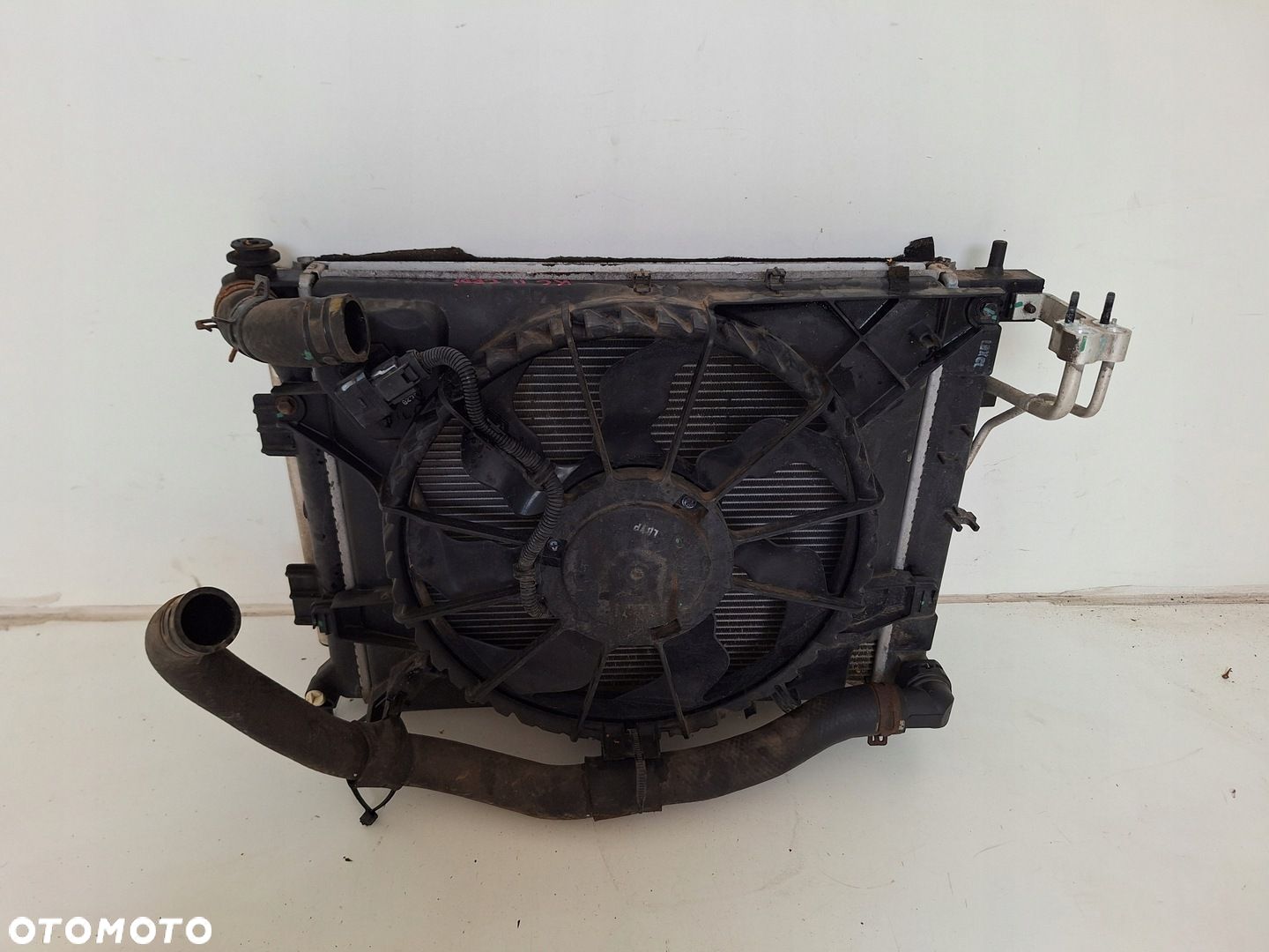 KOMPLET CHLODNIC WENTYLATOR CEED II 1.6 CRDI 12- OE - 1