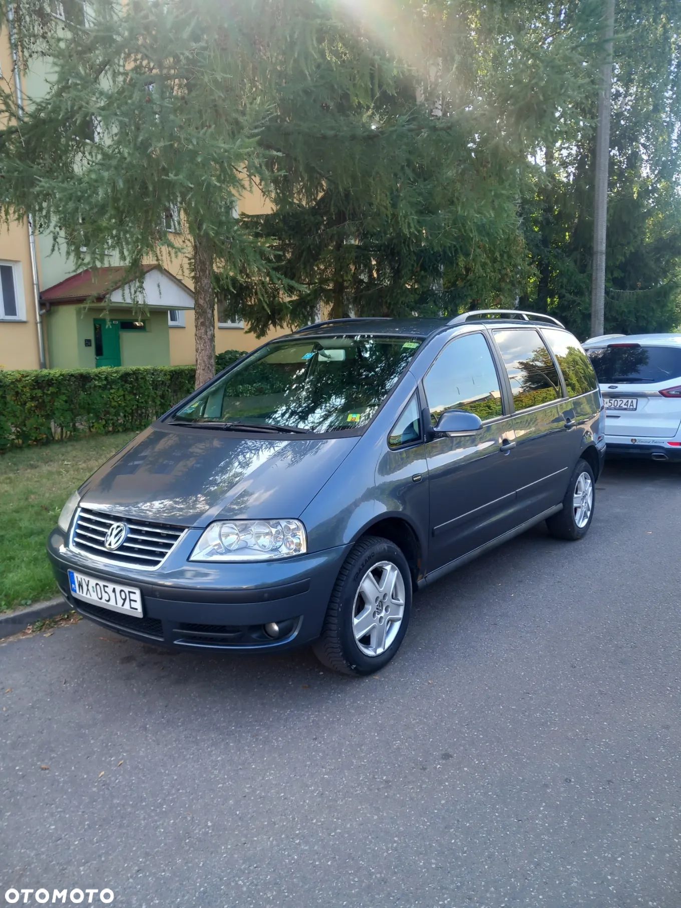 Volkswagen Sharan 2.0 TDI Comfortline - 1