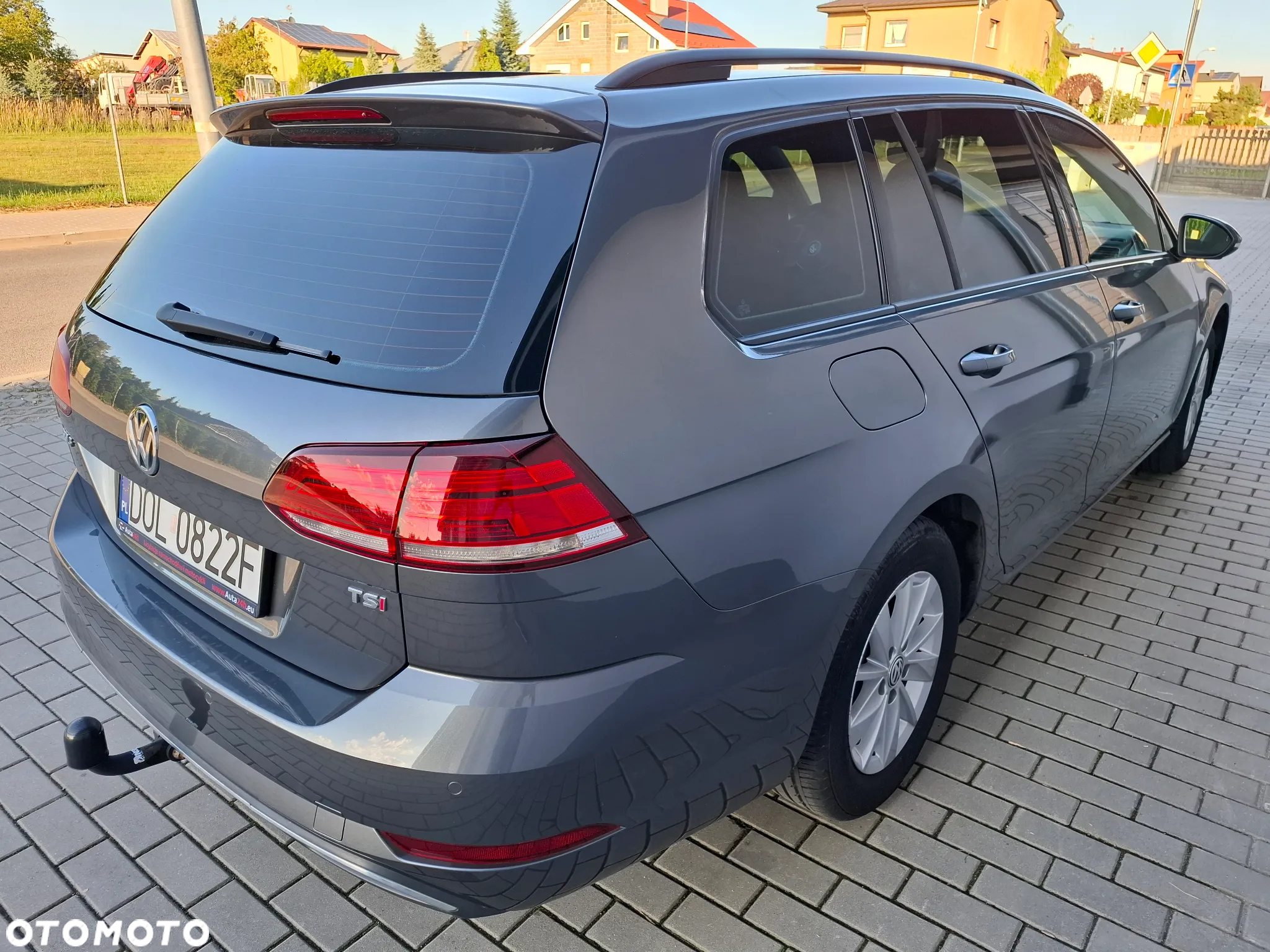 Volkswagen Golf Variant 1.4 TSI BlueMotion Technology DSG Comfortline - 12