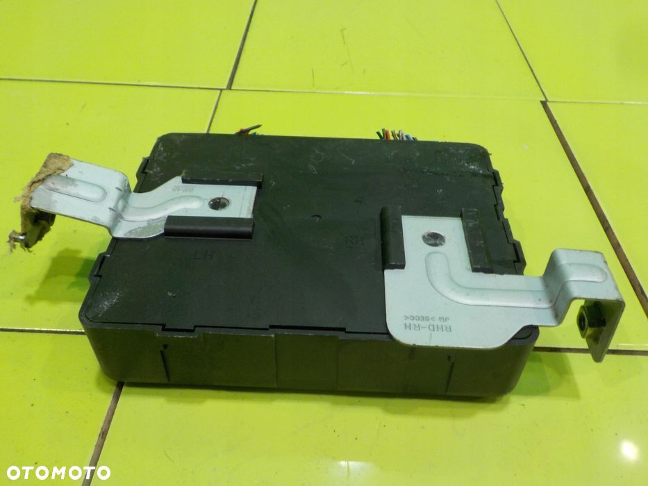 HYUNDAI TUCSON I LIFT 2.0 CRDI 10r immobilizer 95400-2E450 - 3