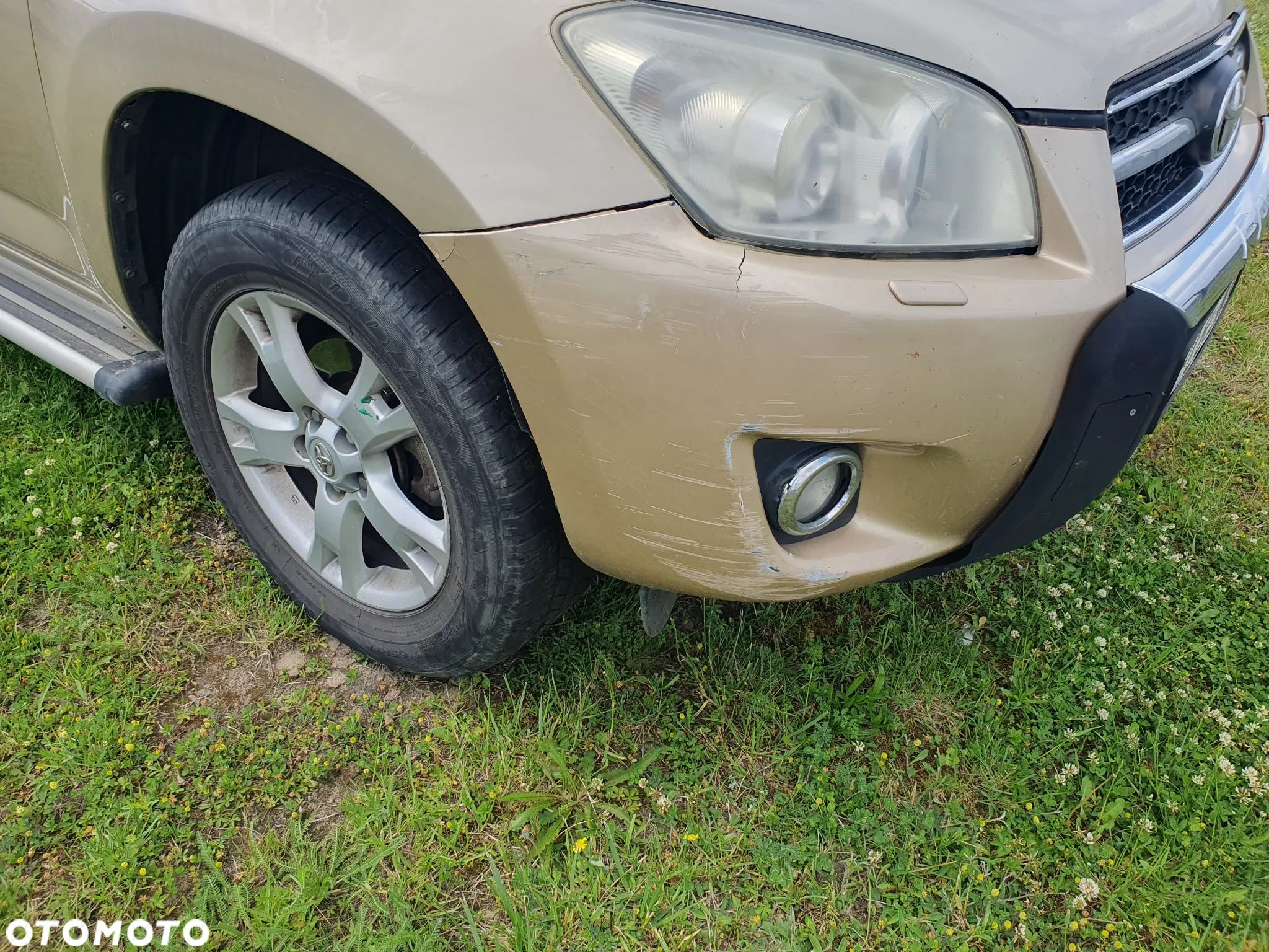 Toyota RAV4 - 7