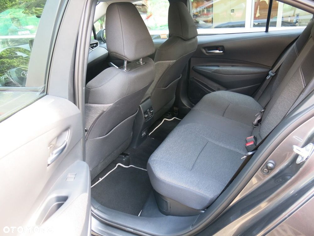 Toyota Corolla 1.8 Hybrid Comfort - 11