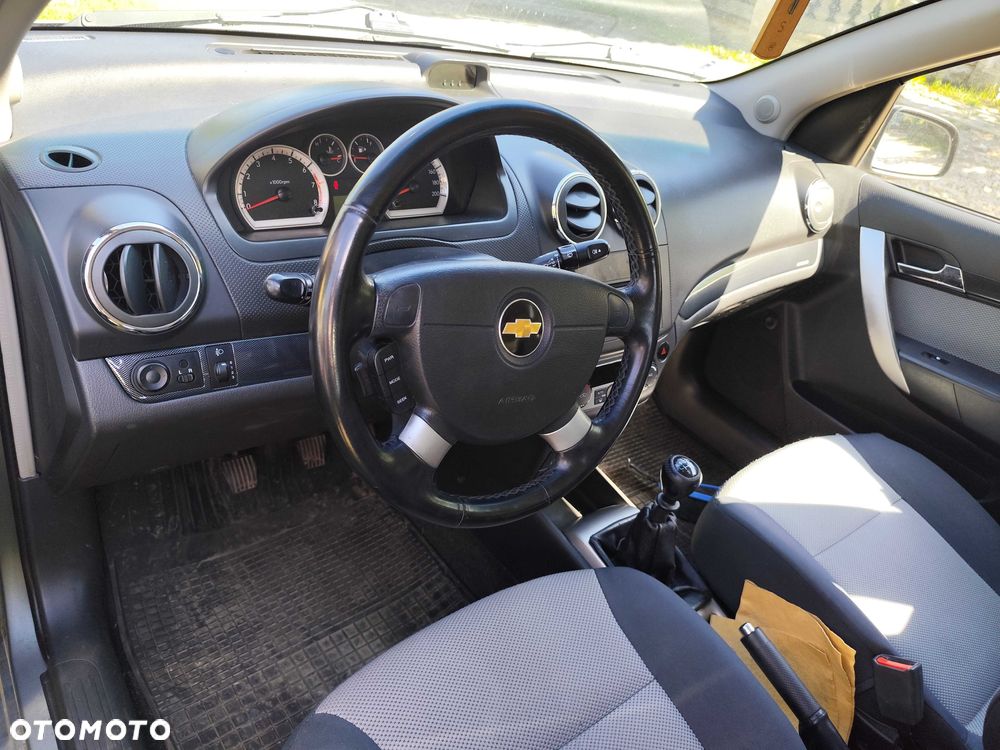 Chevrolet Aveo - 3