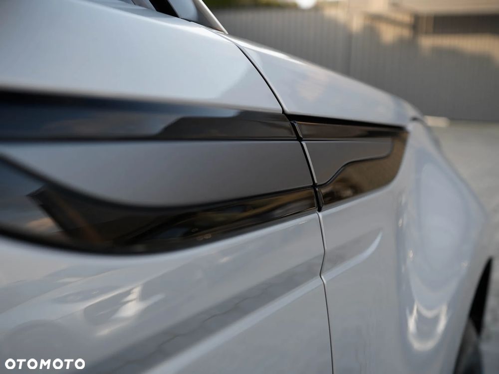 Land Rover Range Rover Evoque - 24