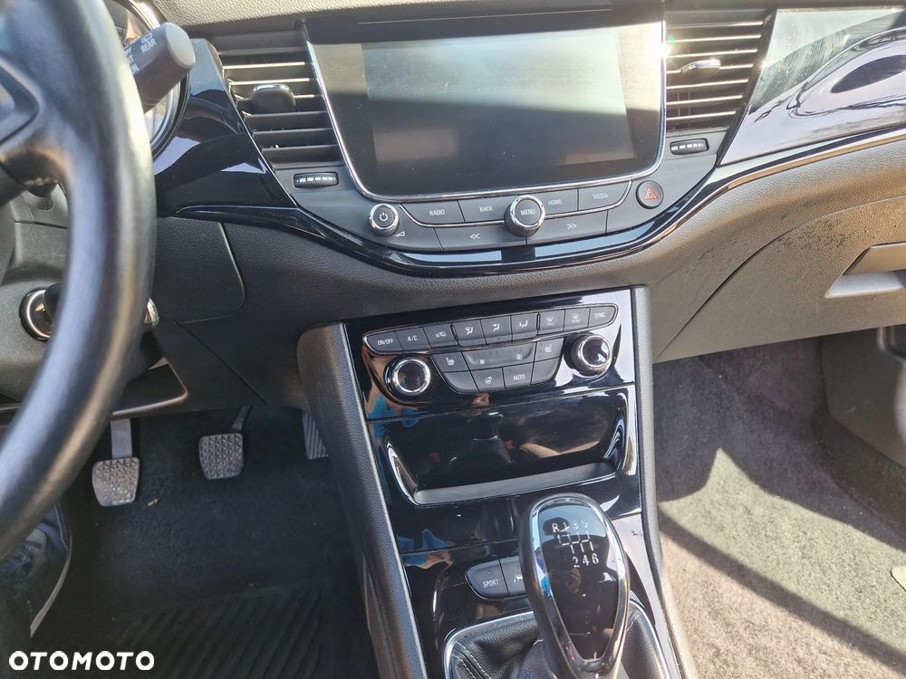 Opel Astra 1.4 Turbo Innovation - 10