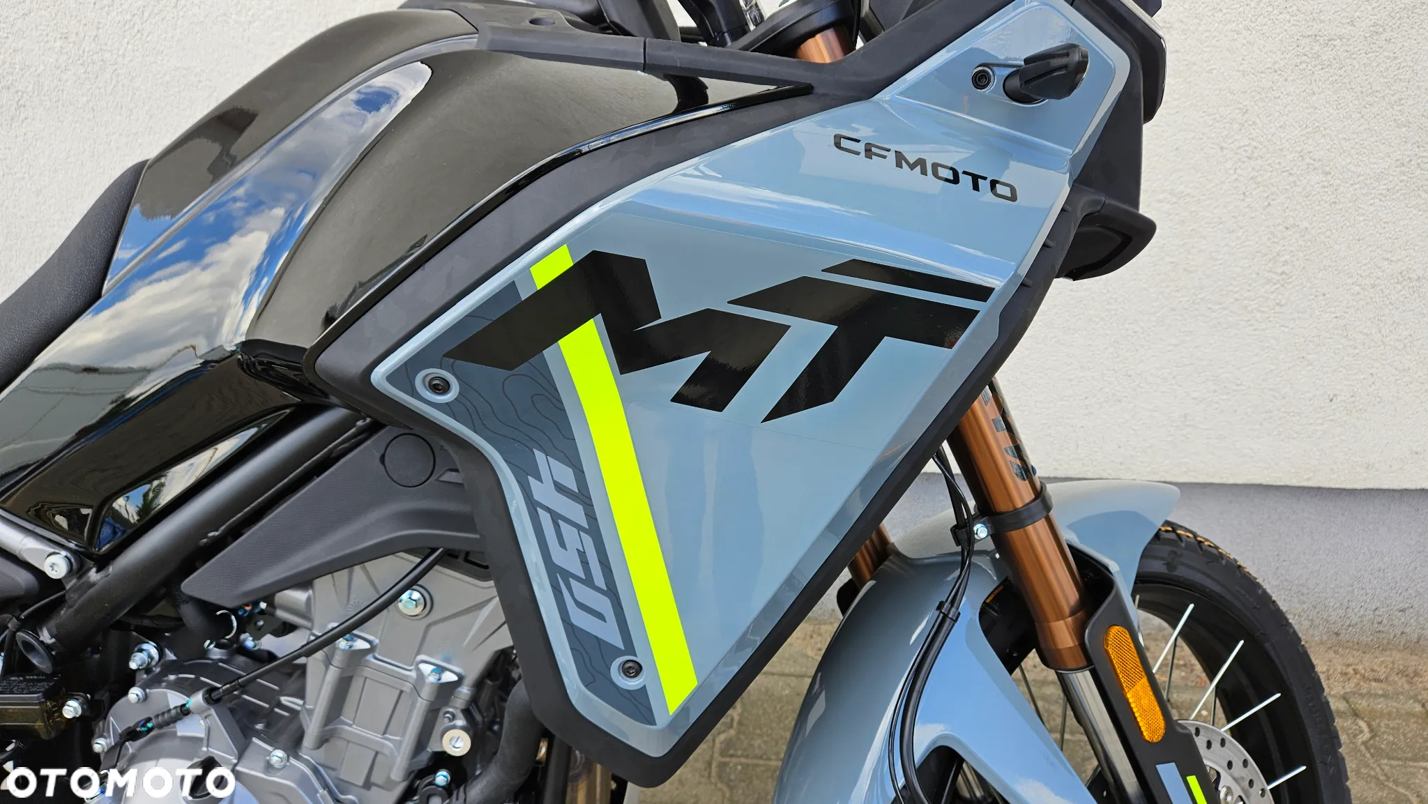 CFMoto MT - 6