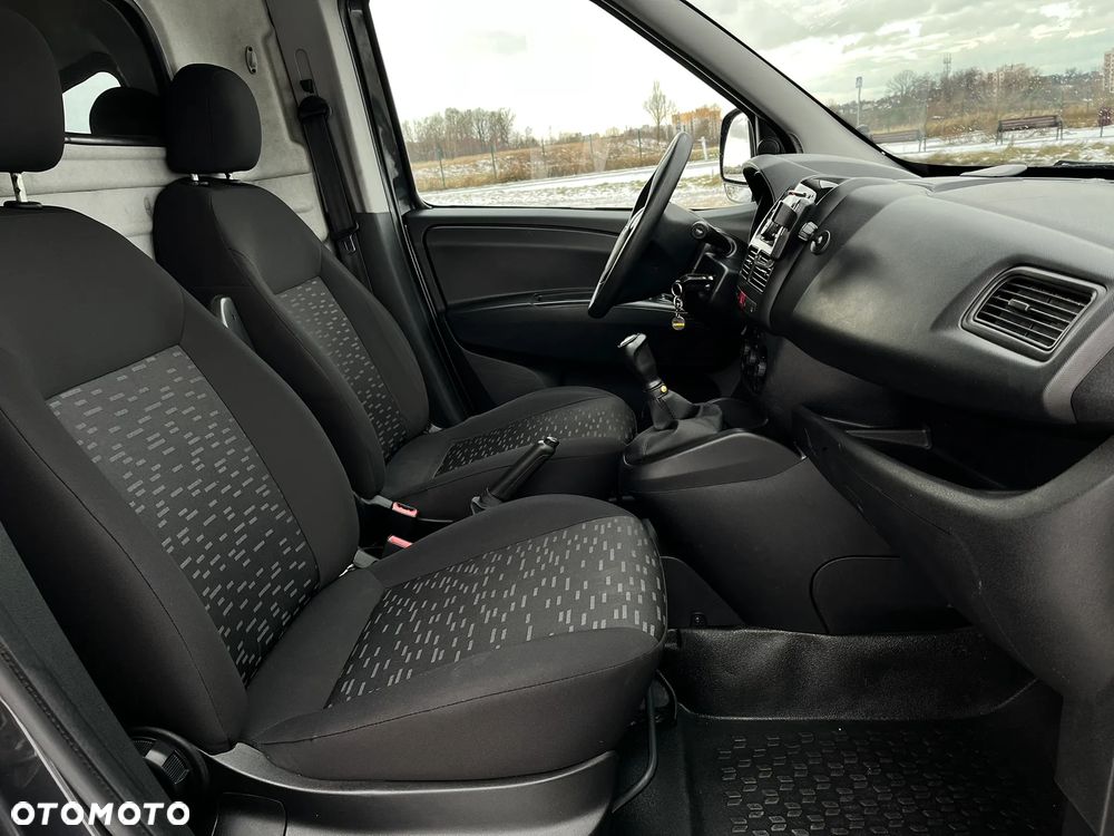 Opel COMBO D-VAN L1H1 Nowe Wtryski Stan BDB - 19