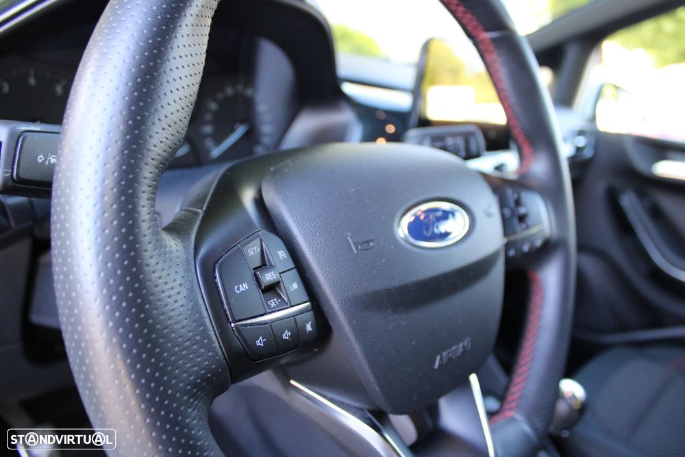 Ford Fiesta 1.0 EcoBoost MHEV ST-Line - 20