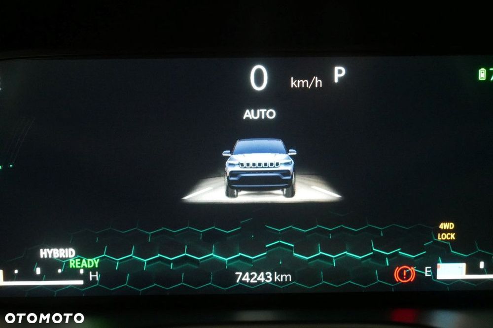 Jeep Compass - 33