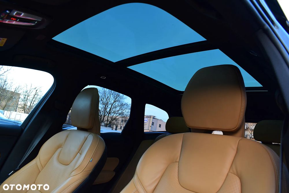 Volvo XC 60 T8 Plug-In Hybrid AWD Inscription Expression - 5