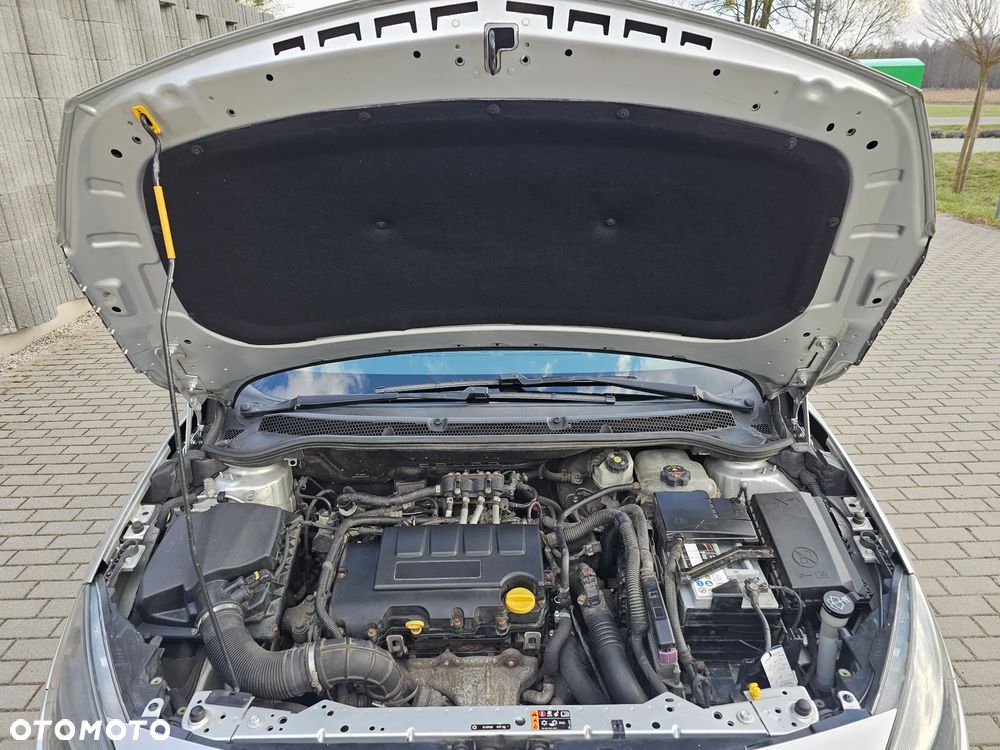 Opel Astra - 10