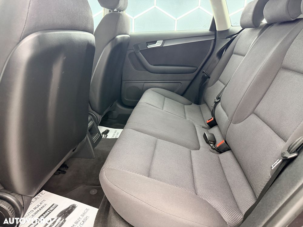 Audi A3 1.6 TDI Attraction - 12