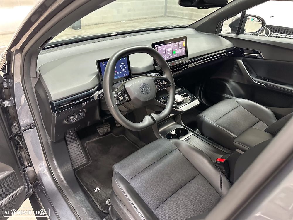 MG MG4 77 kWh Extended Range Luxury - 10