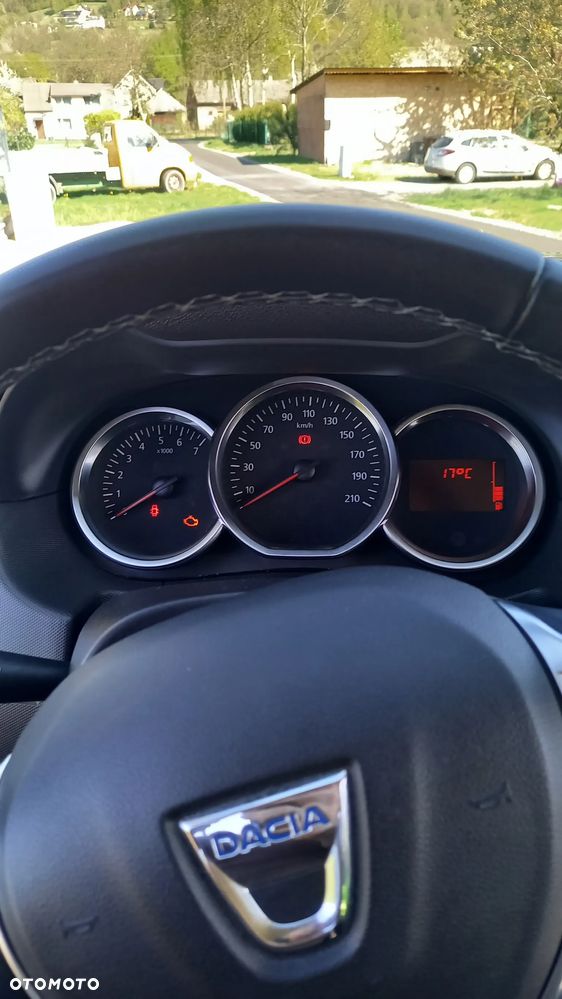 Dacia Duster 1.6 SCe Laureate S&S - 7