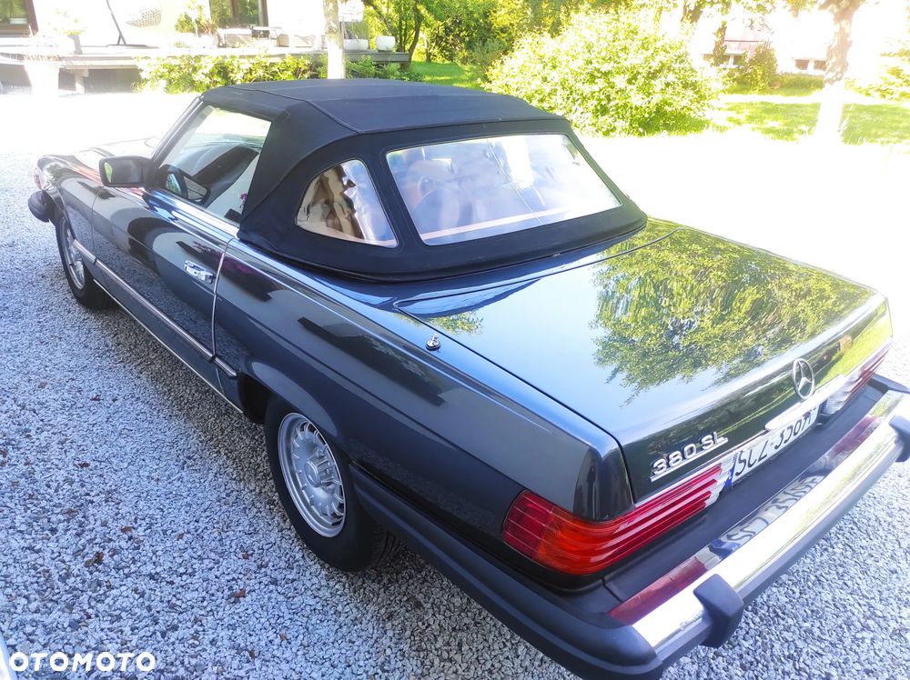 Mercedes-Benz SL - 11