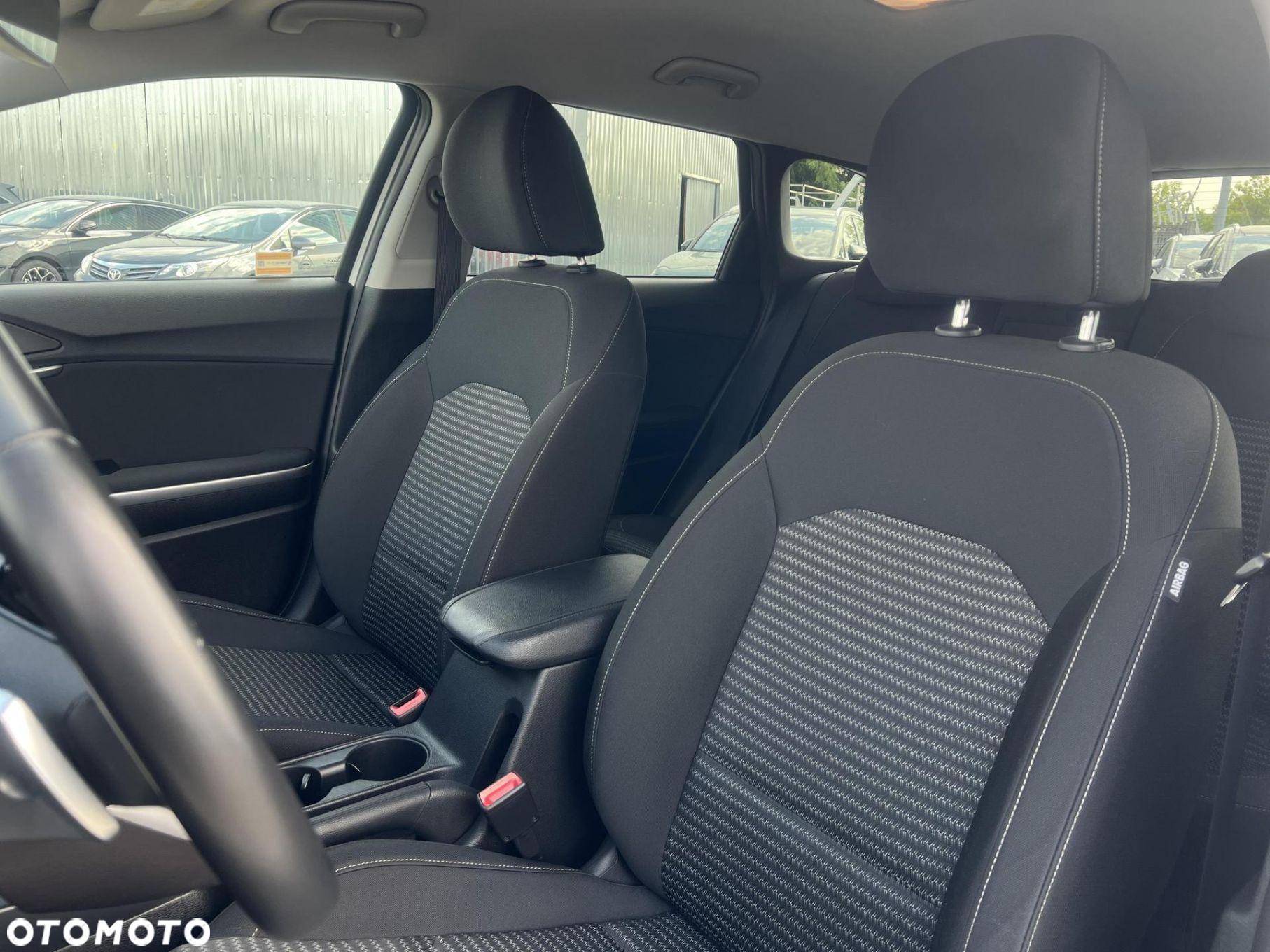 Kia Ceed 1.5 T-GDI M DCT - 11