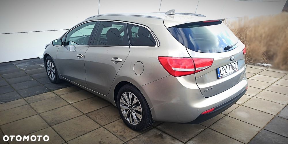 Kia Ceed 1.6 CRDi 136 DCT ISG Platinum Edition - 12