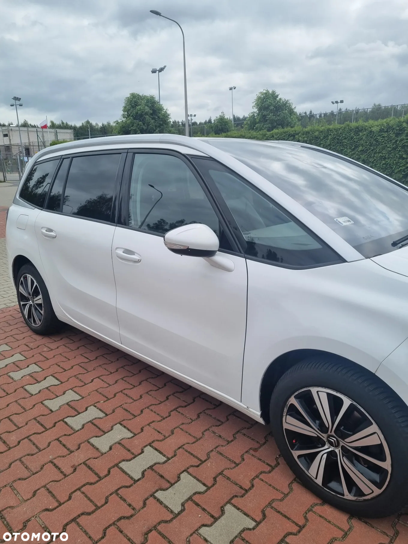Citroën C4 Grand Picasso 1.6 THP Shine S&S EAT6 - 2