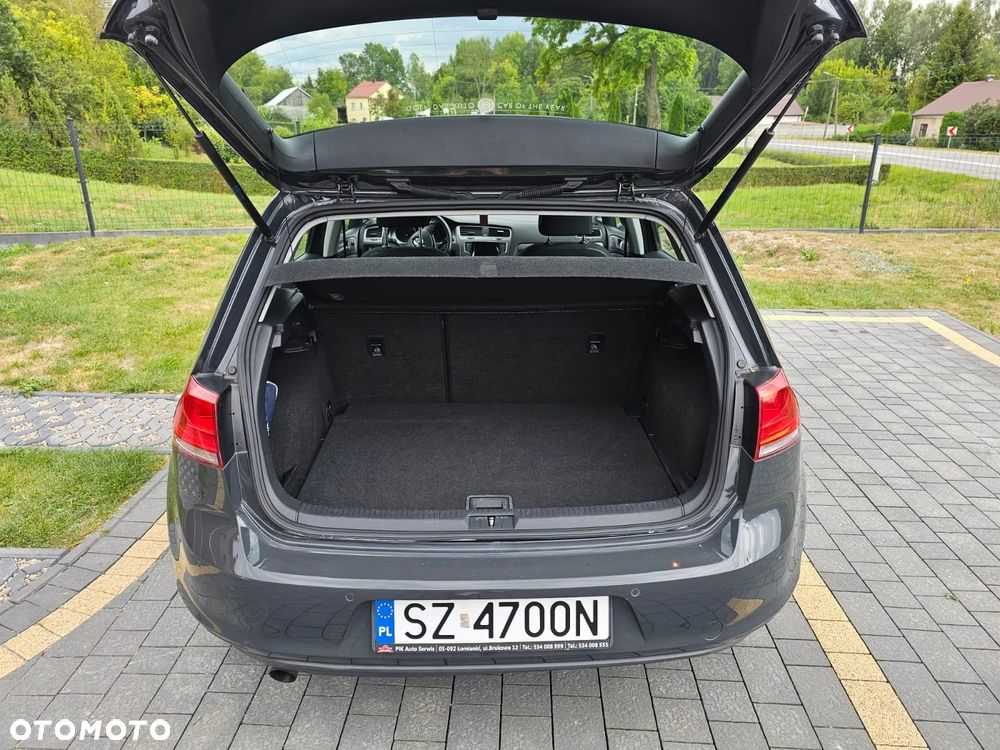 Volkswagen Golf 1.2 TSI BMT Comfortline - 8