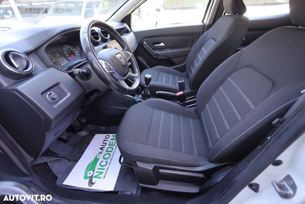 Dacia Duster 1.5 Blue dCi 4WD Comfort - 11