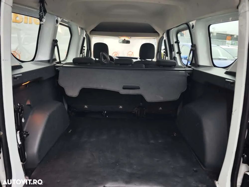 Dacia Dokker 1.5 Blue dCi Ambiance - 12