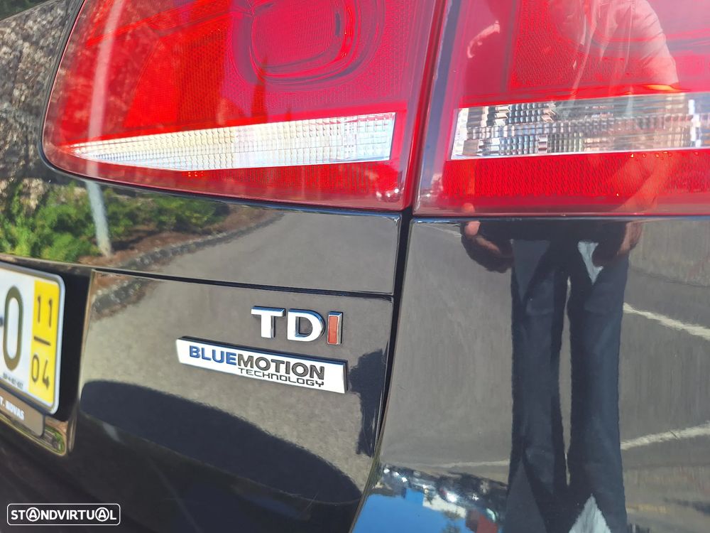 VW Passat Variant 1.6 TDI Edition Con.BM - 27