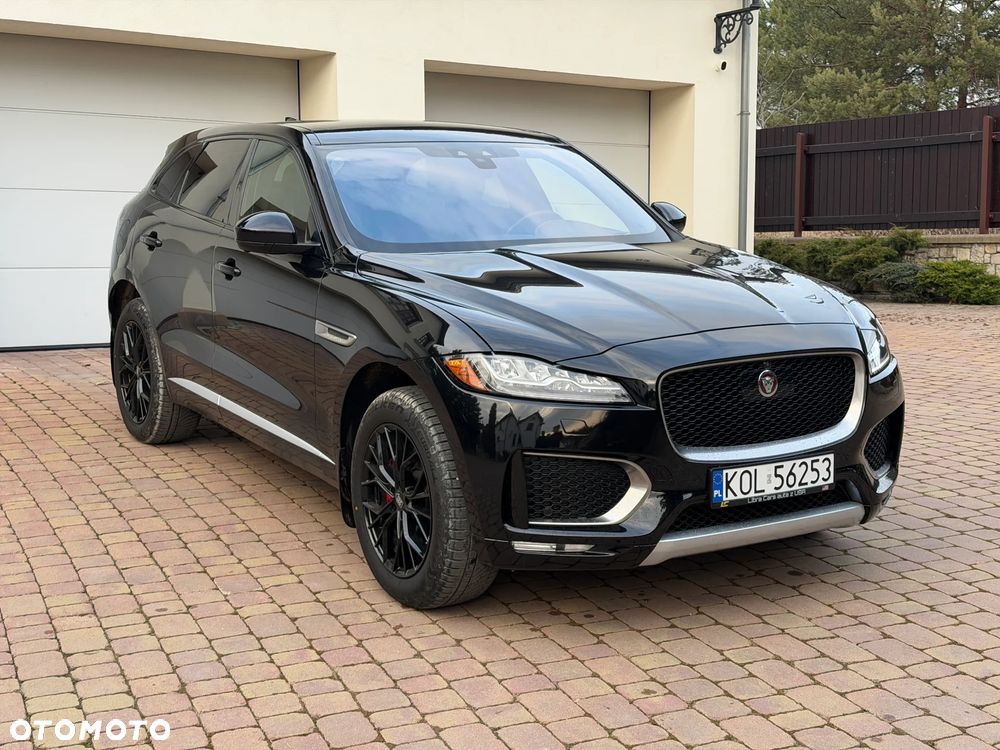 Jaguar F-Pace S AWD - 3