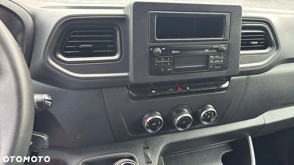 Renault Master - 15