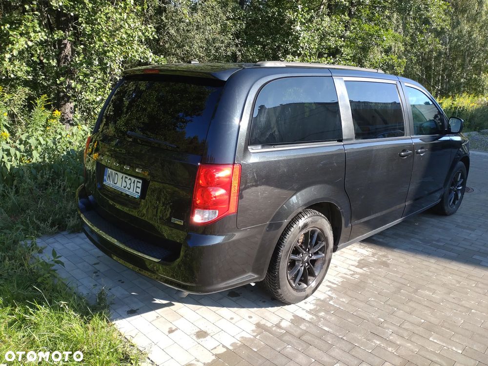 Dodge Grand Caravan 3.6 R/T - 7