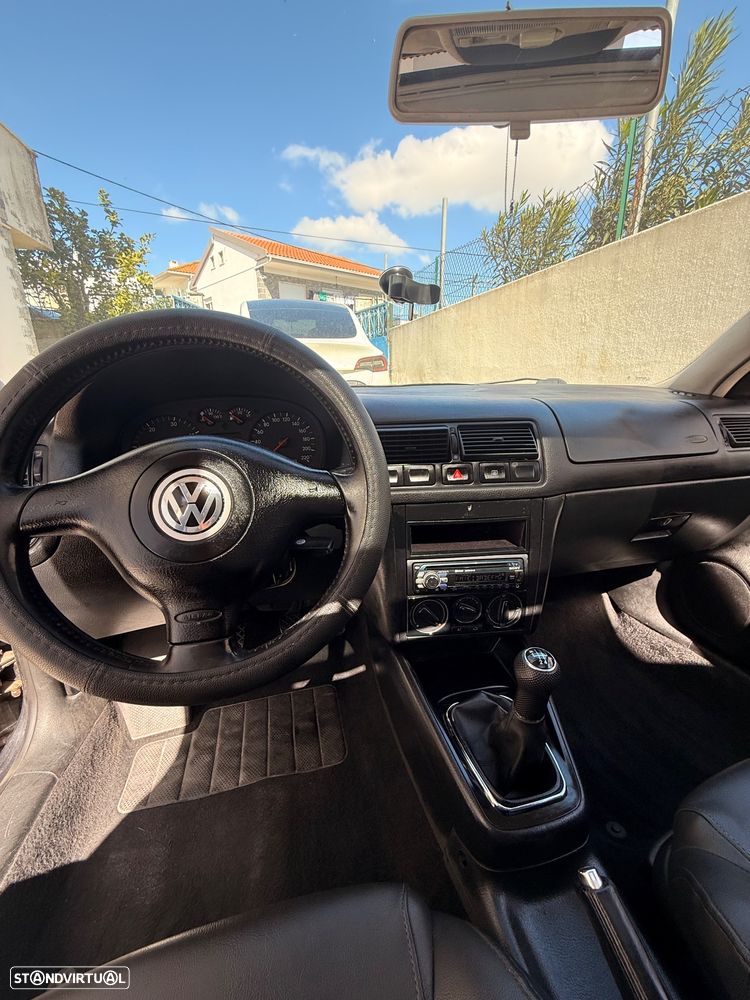 VW Golf 1.9 TDi Highline - 7