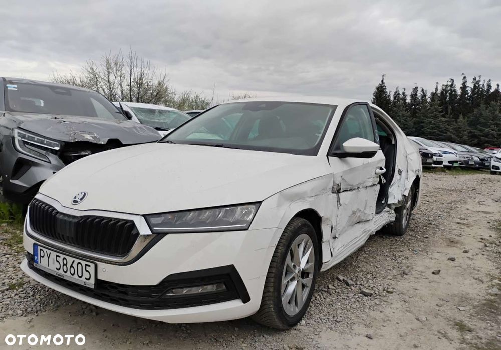 Skoda Octavia - 3